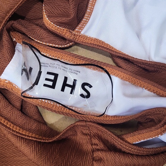 High Waisted Triangle Bikini Set - Picture 2 of 4